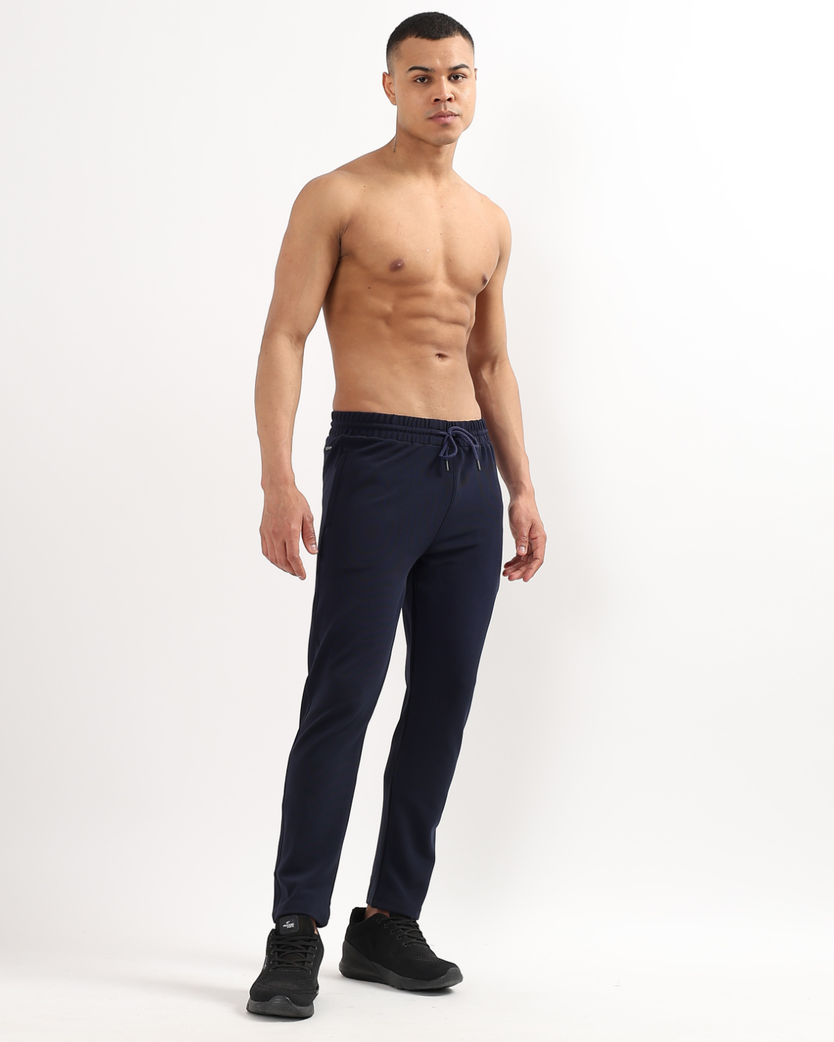 Essential Zip Trackpant | Regular Fit