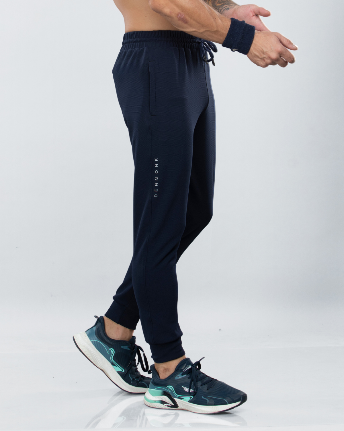 Ribbed Trackpant | Athletic Fit