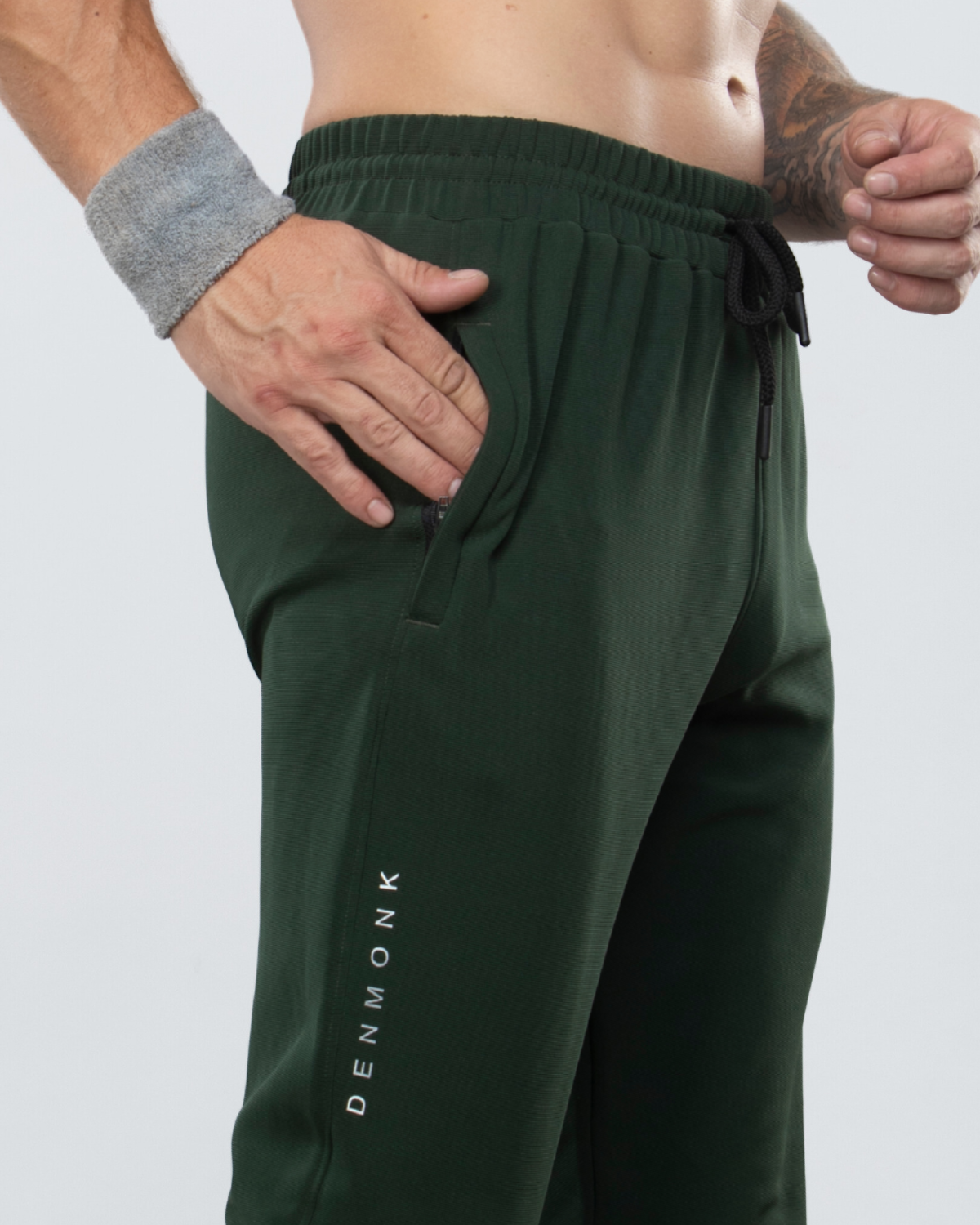 Ribbed Trackpant | Athletic Fit