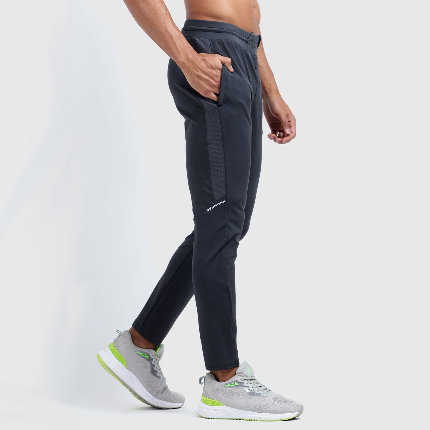 Denmonk | Urban Stribe Jogger | Gym Wear - DENMONK