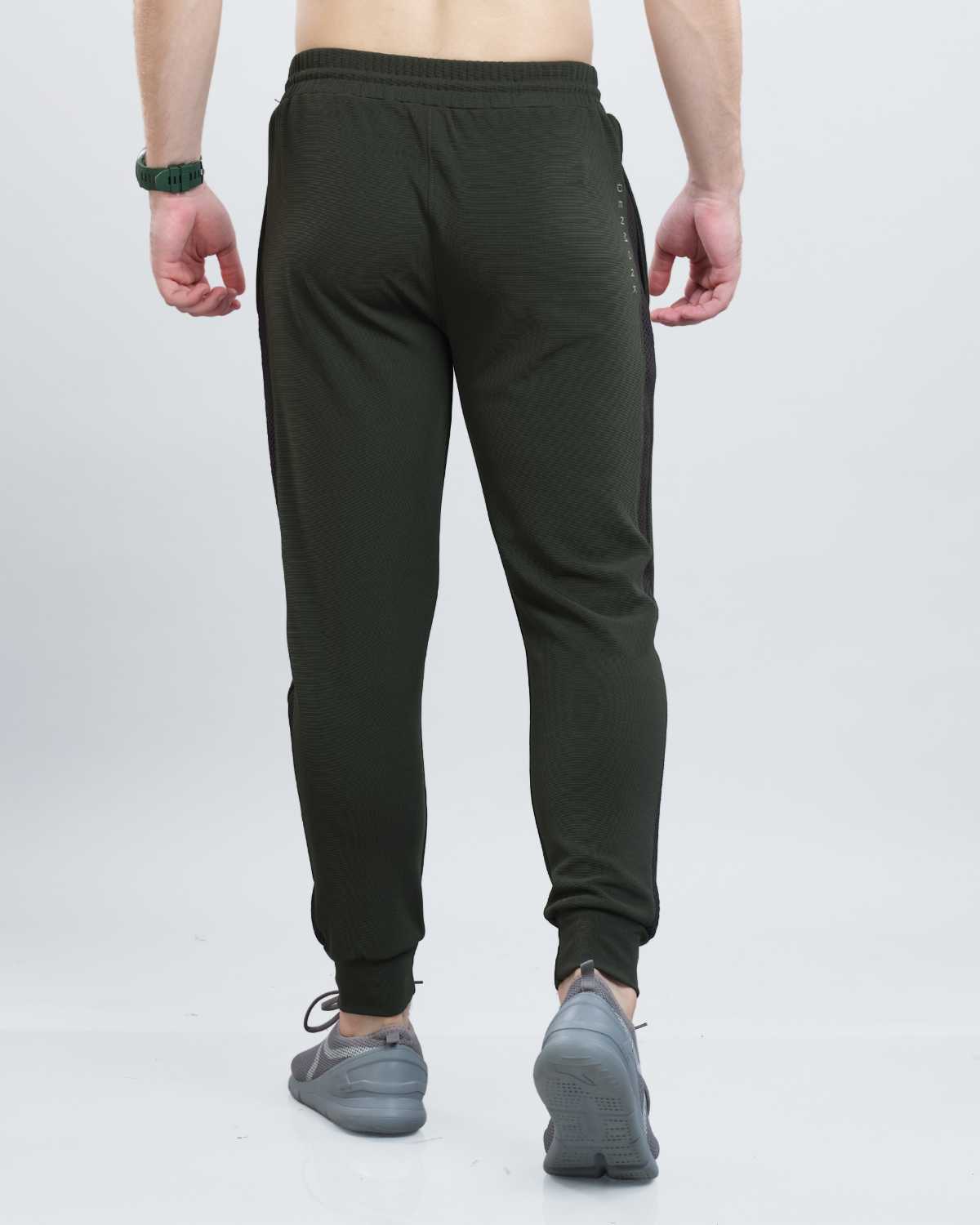 Action Fit  Trackpant | Athletic Fit