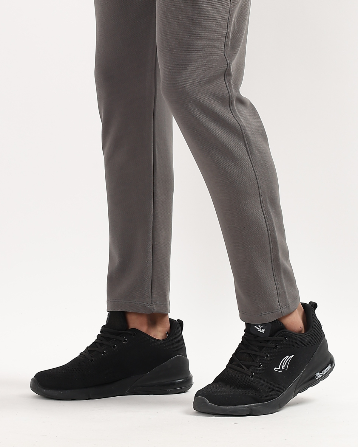 Essential Zip Trackpant | Regular Fit