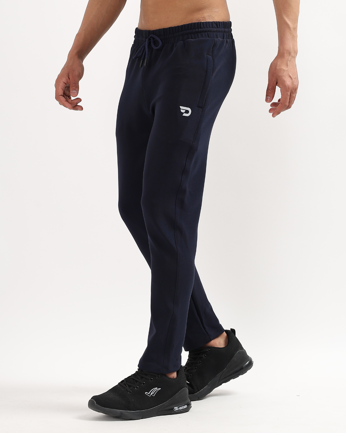 Essential Zip Trackpant | Regular Fit