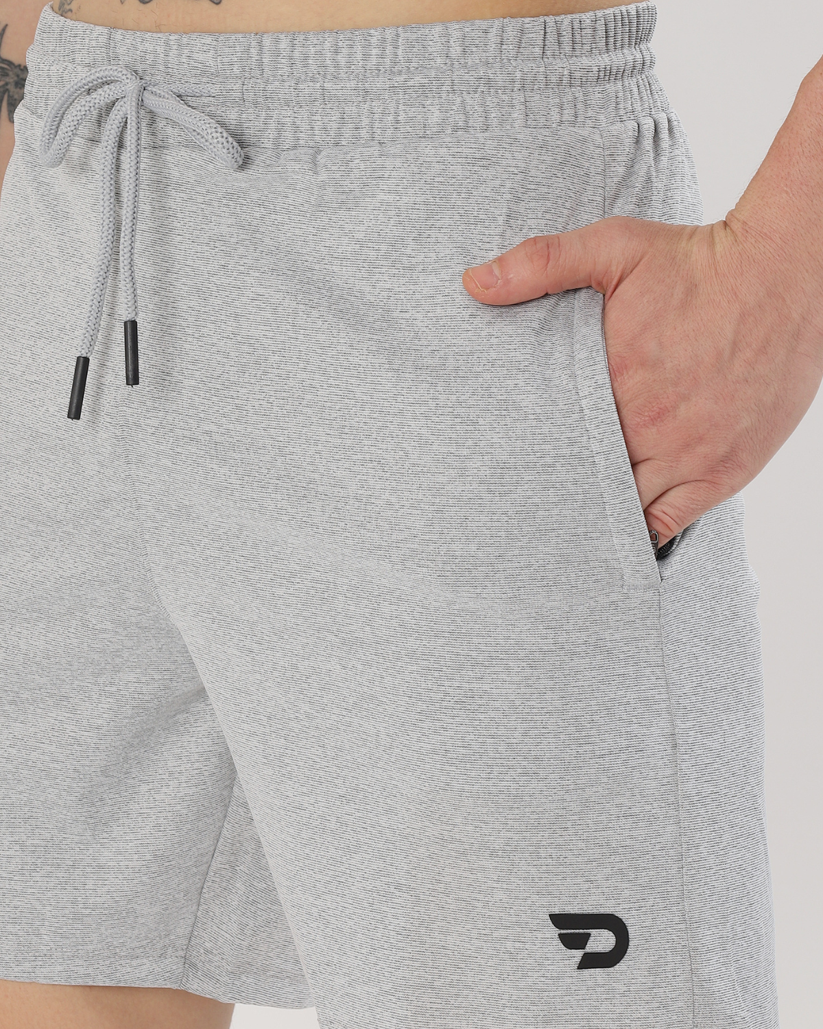 FlexZip Essential Shorts | Regular Fit