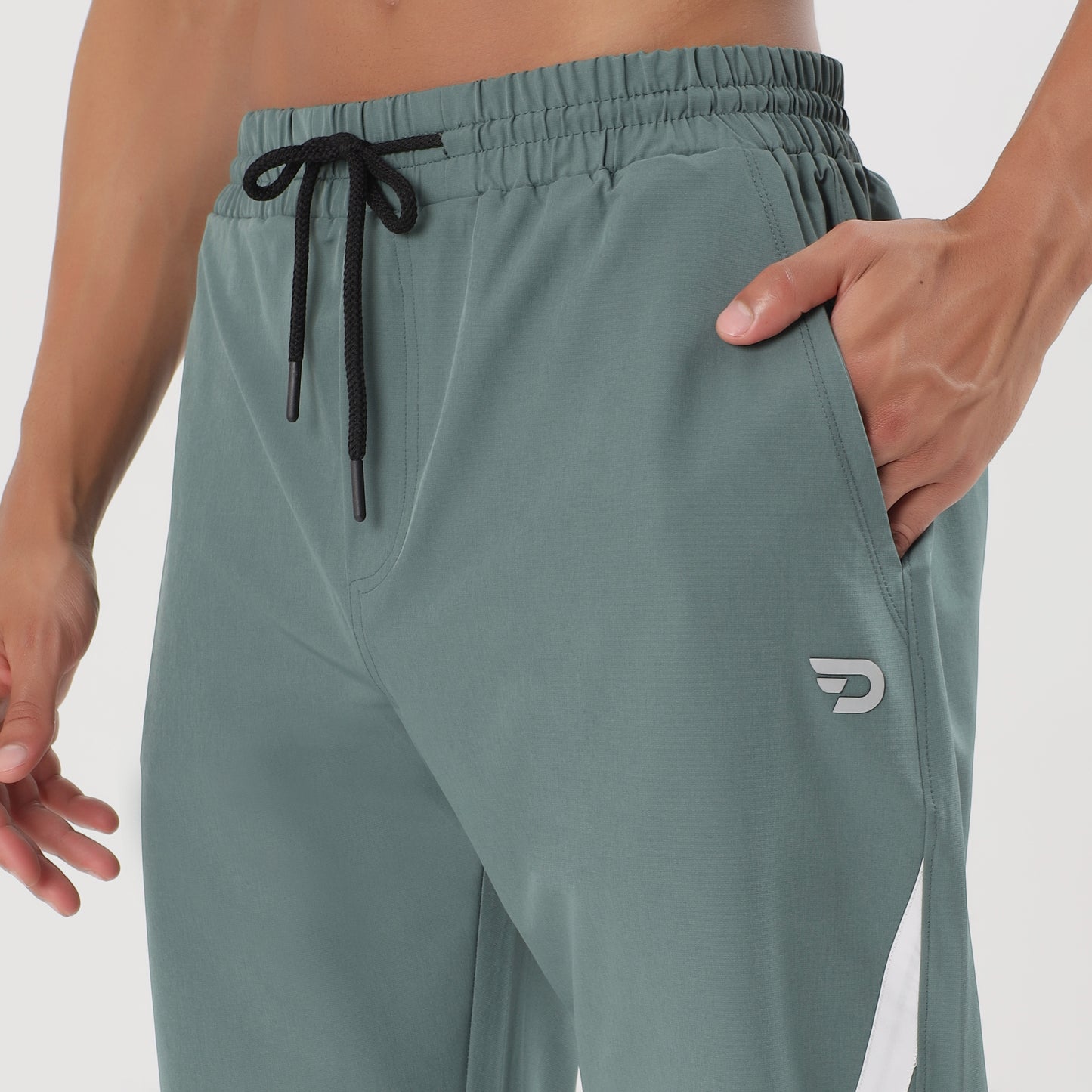 Motioncore Trackpant | Straight Fit