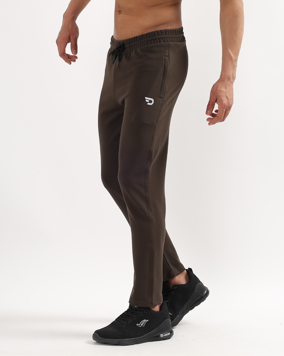 Essential Zip Trackpant | Regular Fit