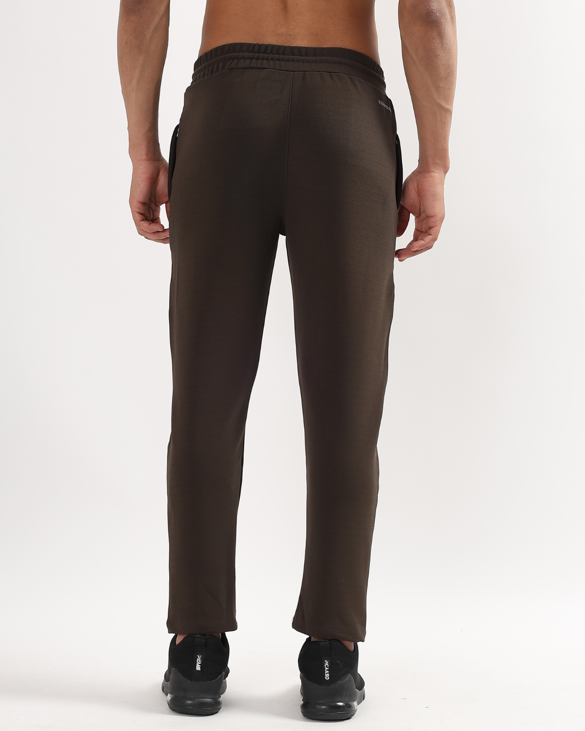 Essential Zip Trackpant | Regular Fit