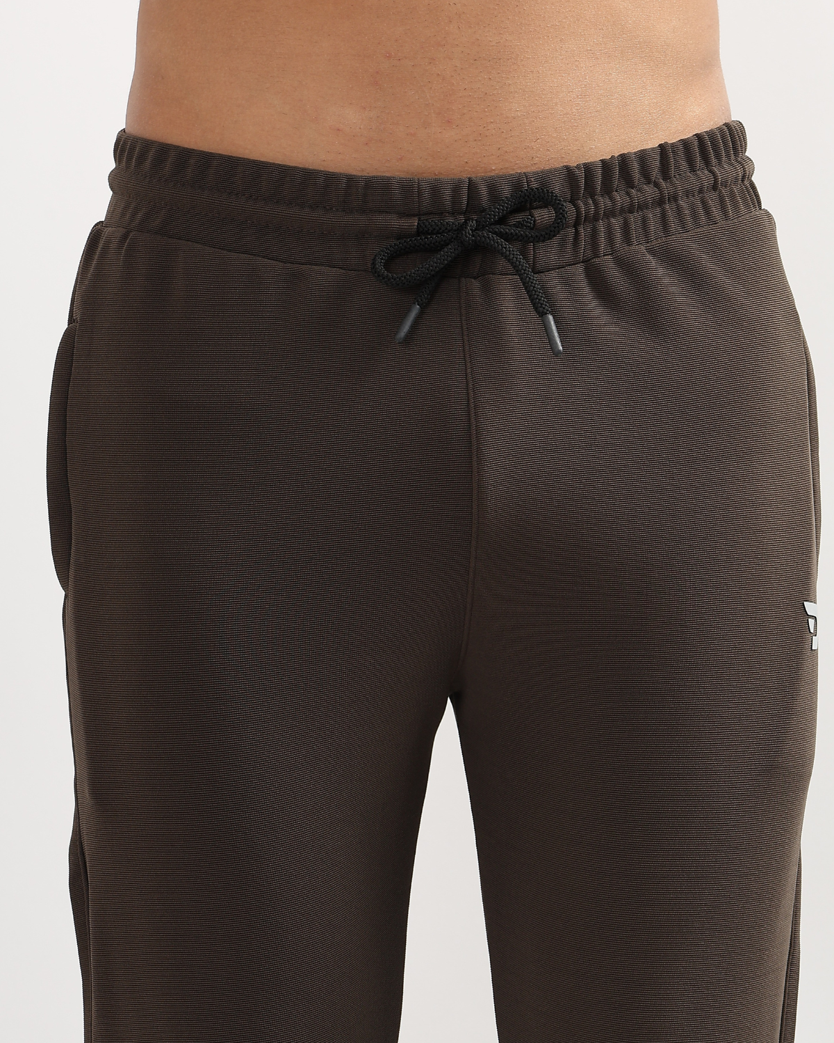 Essential Zip Trackpant | Regular Fit