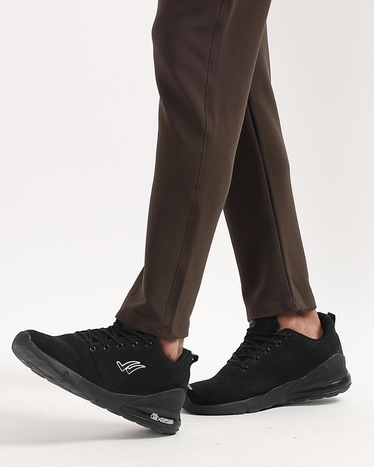 Essential Zip Trackpant | Regular Fit