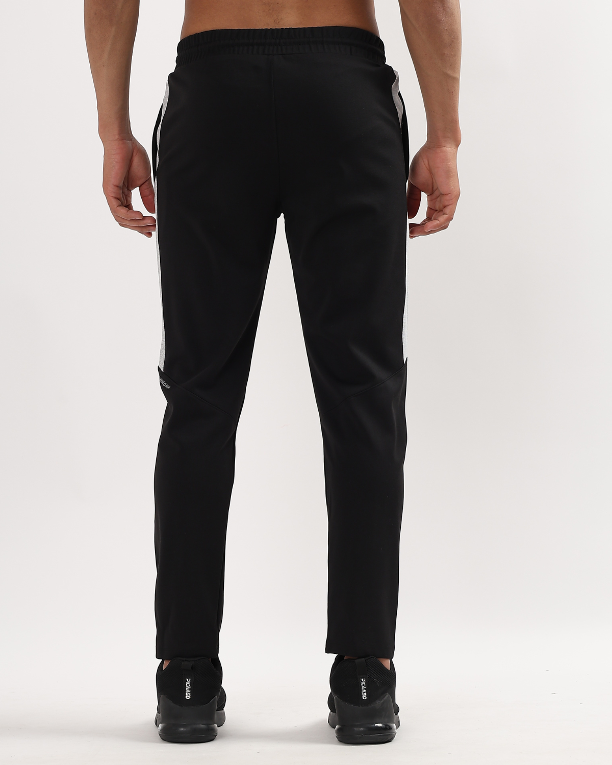 TrackFlex Trackpant | Regular Fit