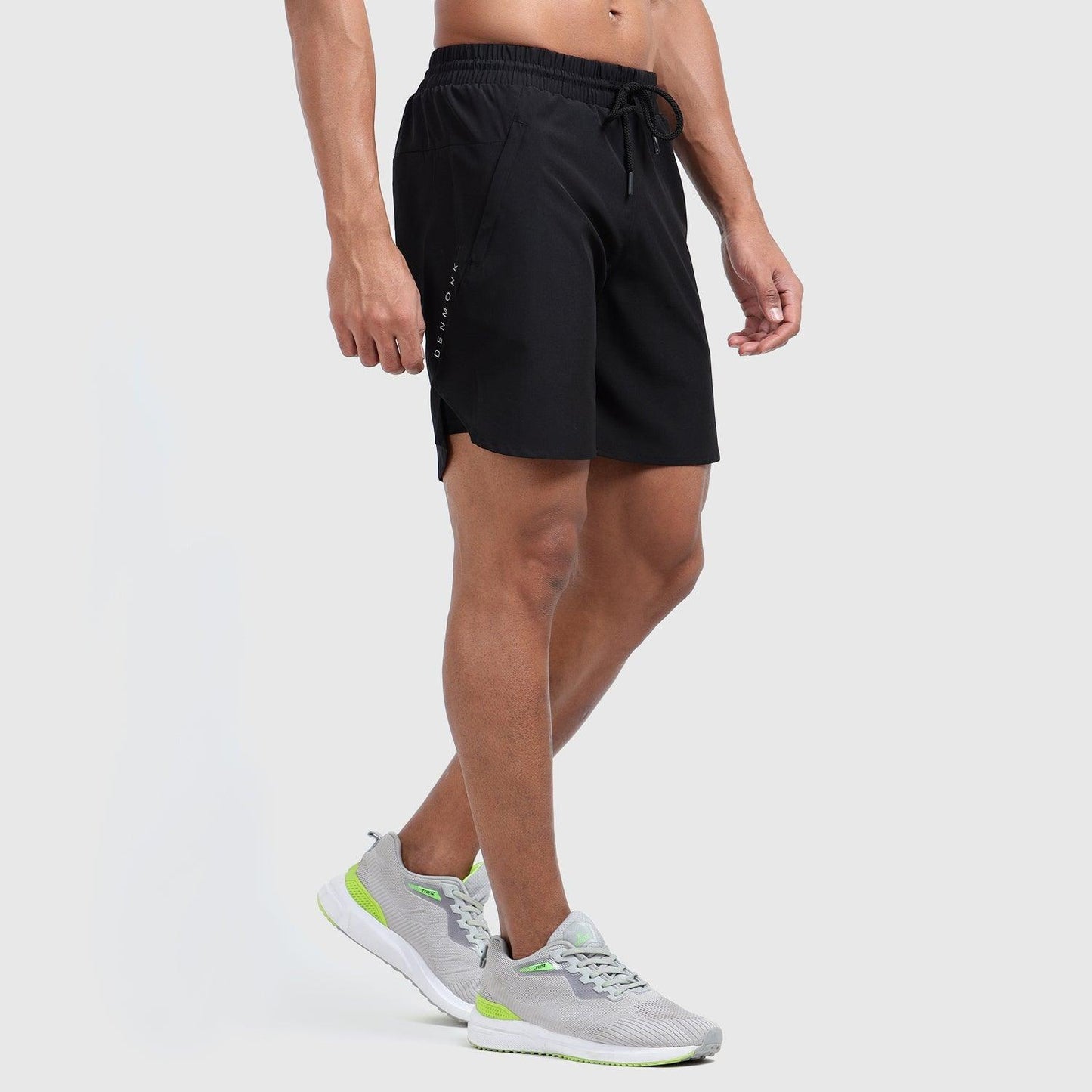 Denmonk's fashionable 2-IN-1 SHORTS black shorts for men will boost your level of gym fitness.