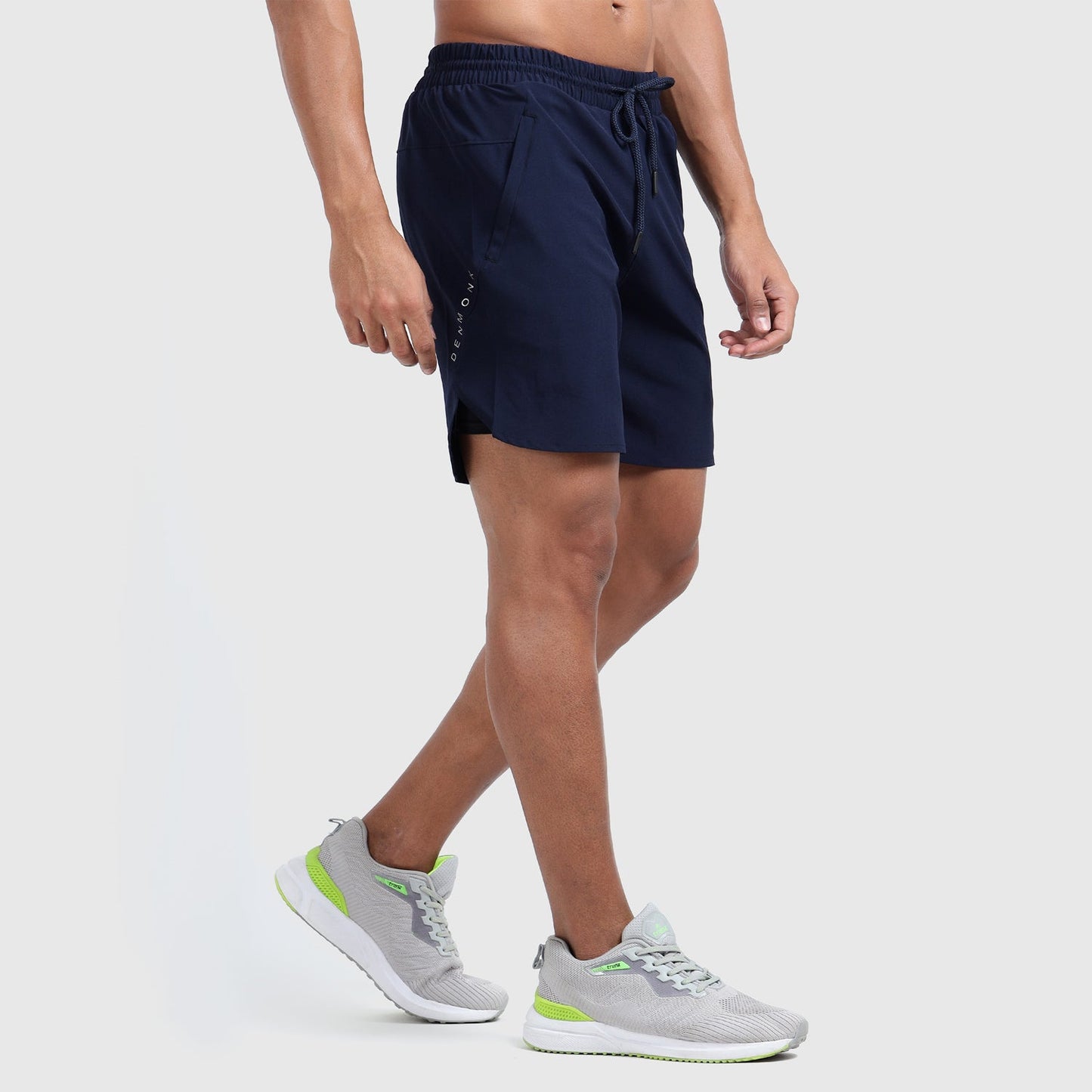 Denmonk's fashionable 2-IN-1 SHORTS midnight navy shorts for men will boost your level of gym fitness.