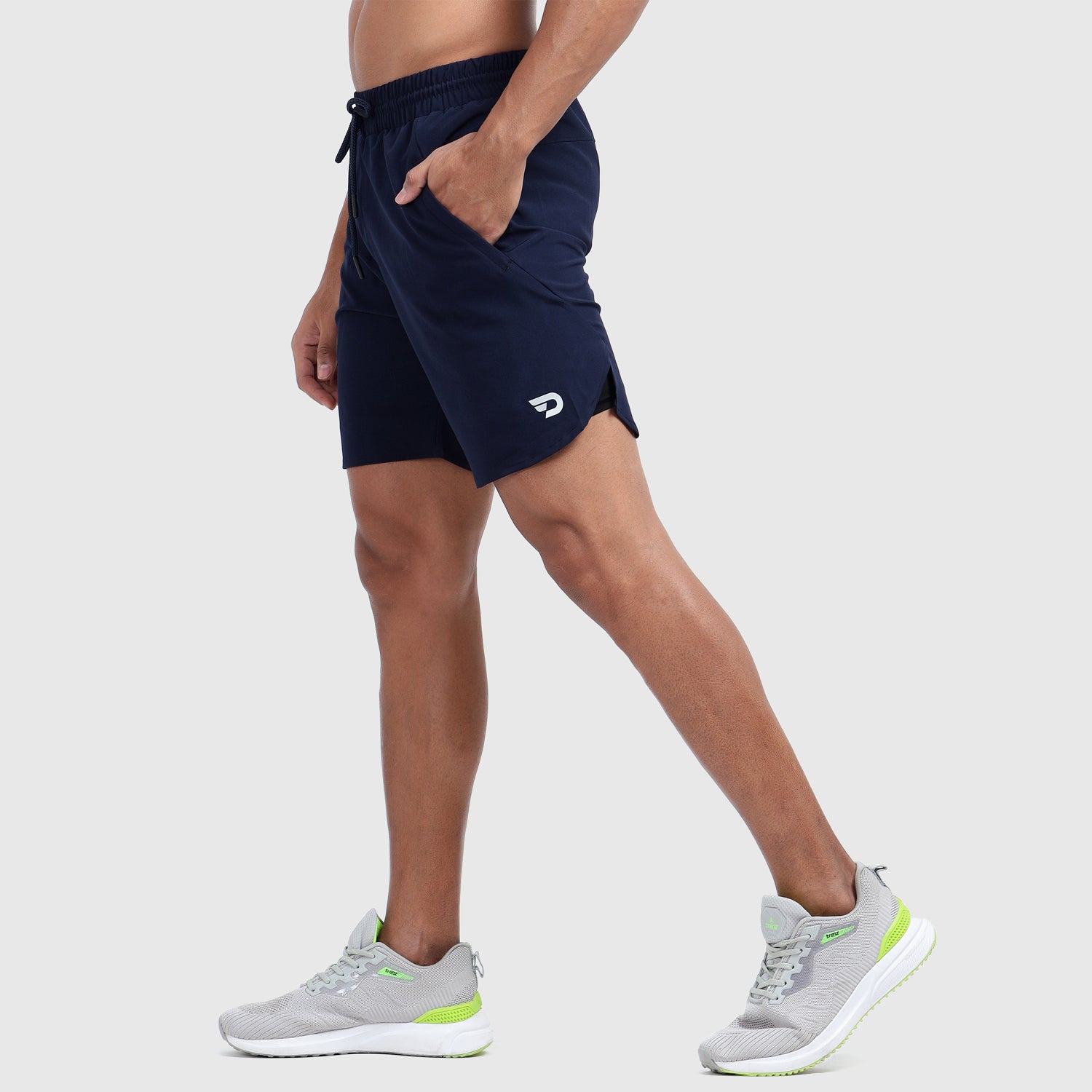 Denmonk's fashionable 2-IN-1 SHORTS midnight navy shorts for men will boost your level of gym fitness.