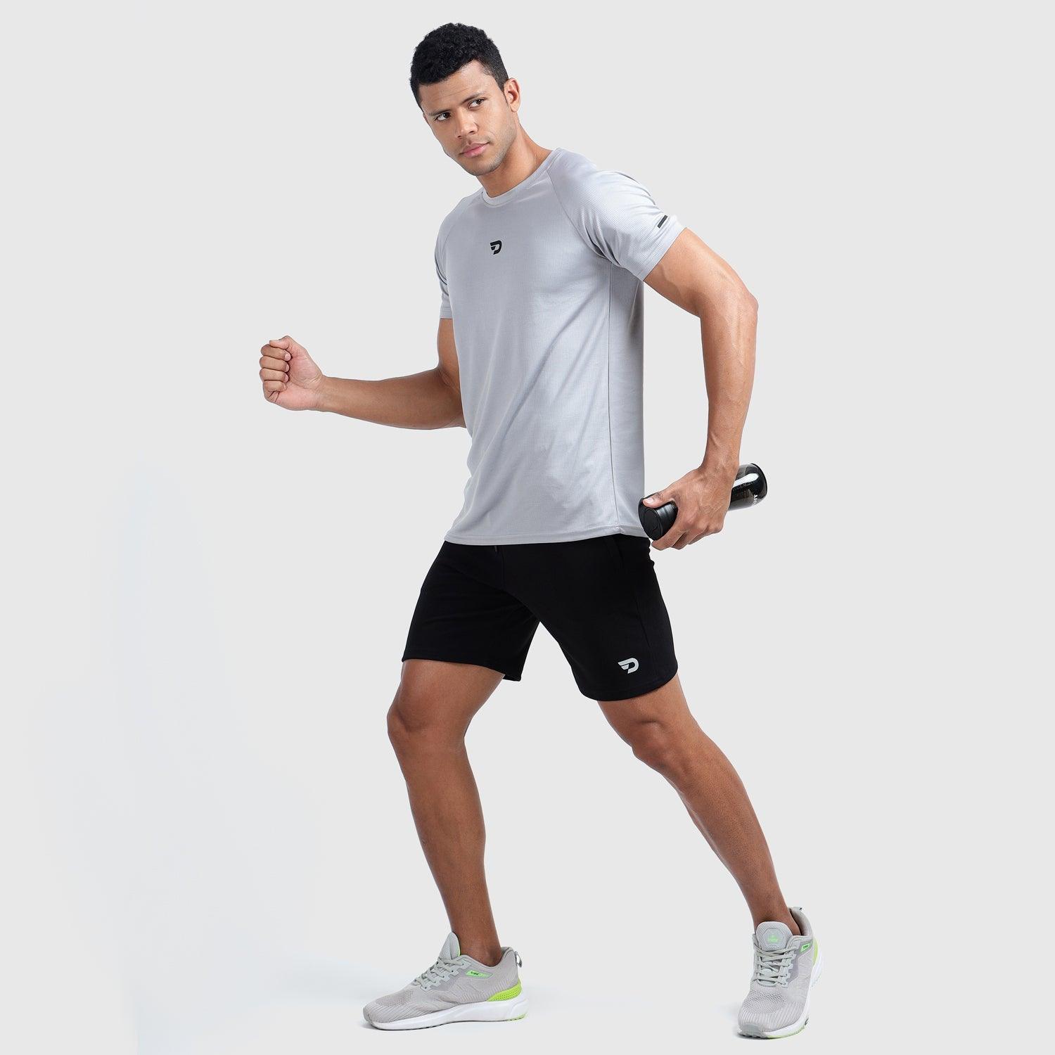 Denmonk's fashionable Trekready black shorts for men will boost your level of gym fitness.